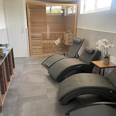 Lounge Padel Village Bed & Breakfast *