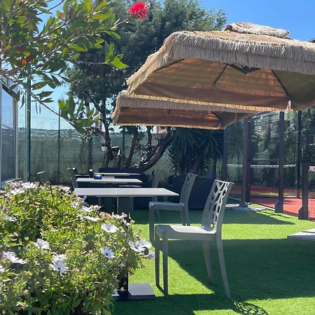 Lounge Padel Village 内图诺